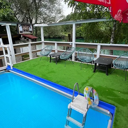 River View Bihac Alojamento de Acomodação e Pequeno-almoço Lohovo