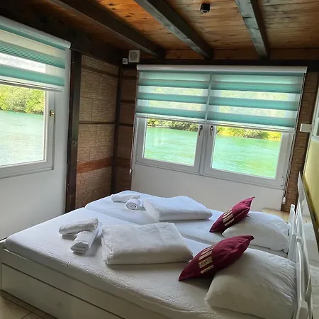 River View Bihac Alojamento de Acomodação e Pequeno-almoço 3*