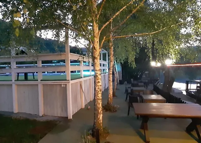 River View Bihac Alojamento de Acomodação e Pequeno-almoço 3*