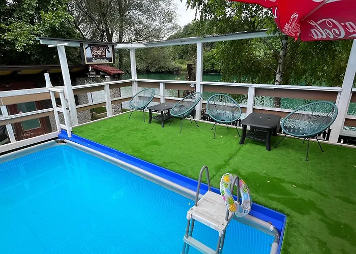 River View Bihac Alojamento de Acomodação e Pequeno-almoço Lohovo